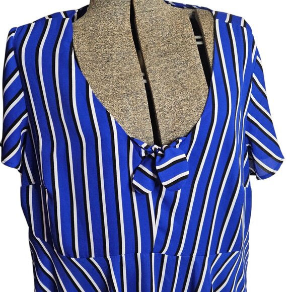 Torrid Striped Blouse 1X - Picture 4 of 8
